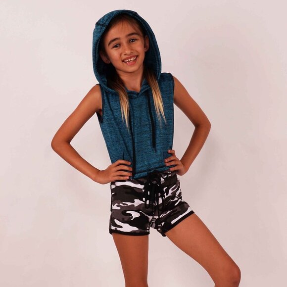 Kids camouflage shorts with drawstring - Picture 3 of 4